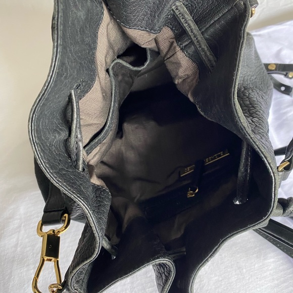 Elizabeth and James shoulder convertible backpack bucket bag - Picture 5 of 6